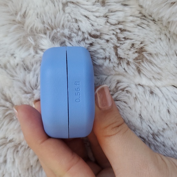 Keep Your Cadence Travel Capsule - Picture 3 of 4